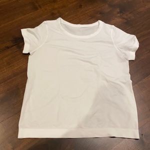 lululemon slim fit shirt